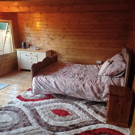 Norwell View Farm Glamping With Hot Tubs Hotel Bath Exterior photo
